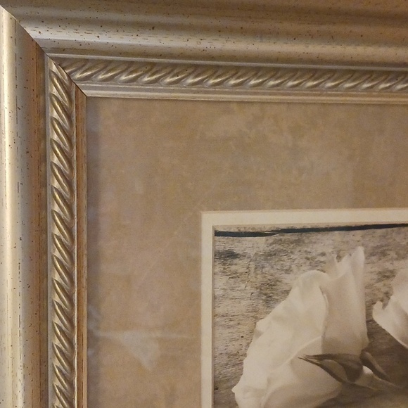 Framed photography art. - Picture 3 of 6